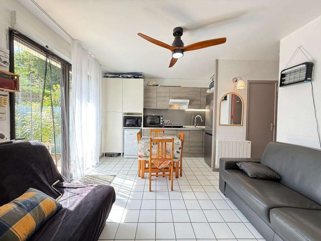 Appartement à VAUX-SUR-MER