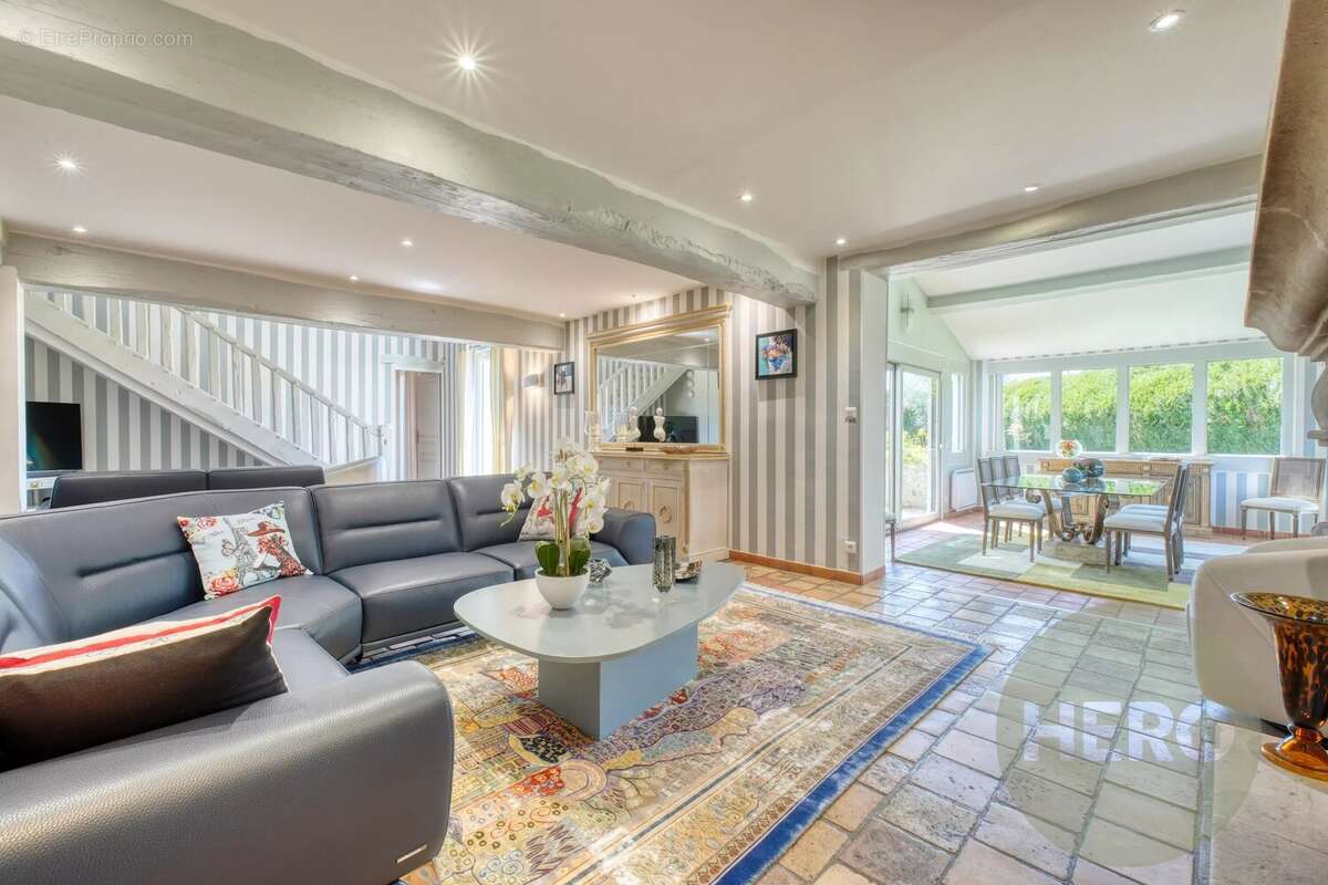 Maison à RAMBOUILLET