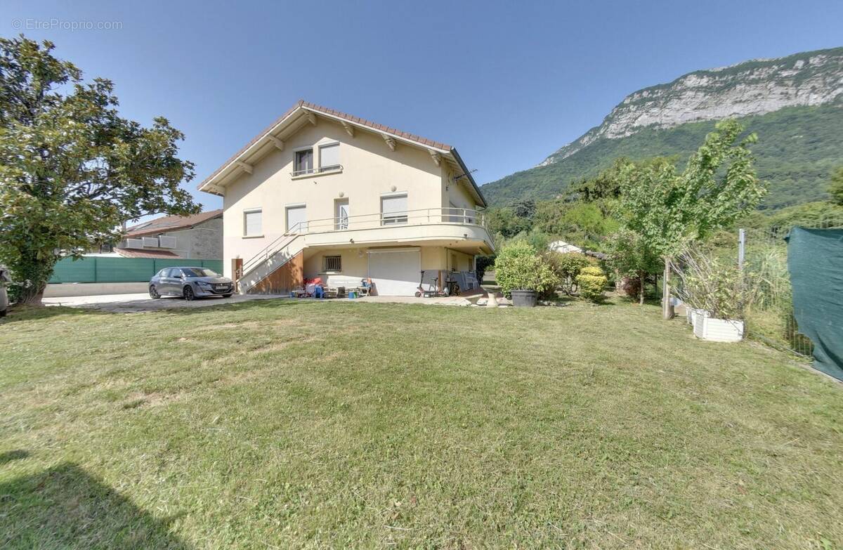 Maison à FONTANIL-CORNILLON