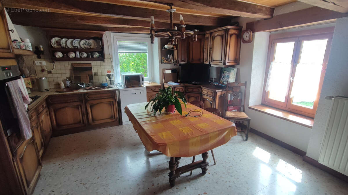 Maison à VILLARS-SOUS-ECOT