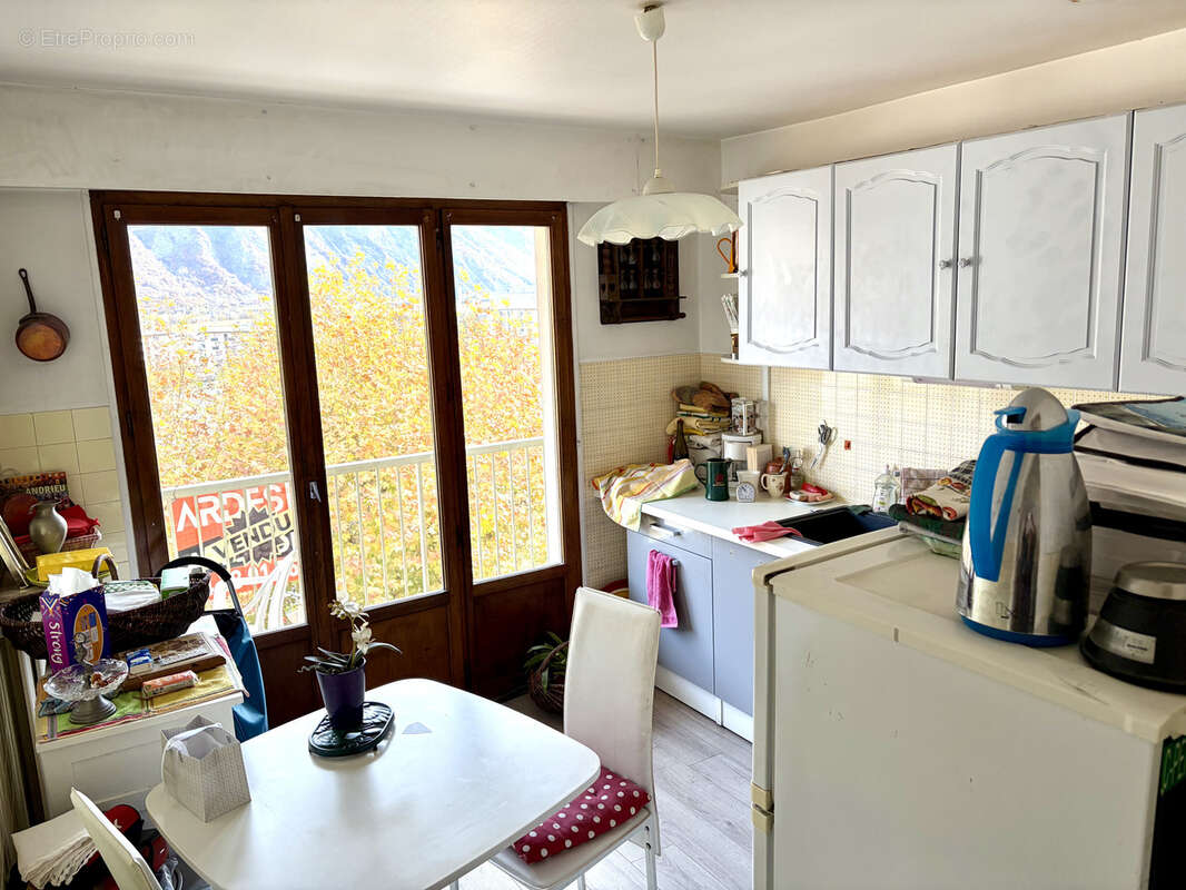 Appartement à SAINT-JEAN-DE-MAURIENNE