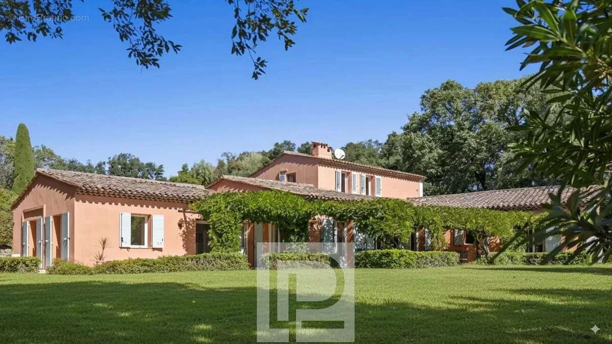 Superbe propriété de charme au calme absolu avec tennis – Aux portes de Mougins - photo 3