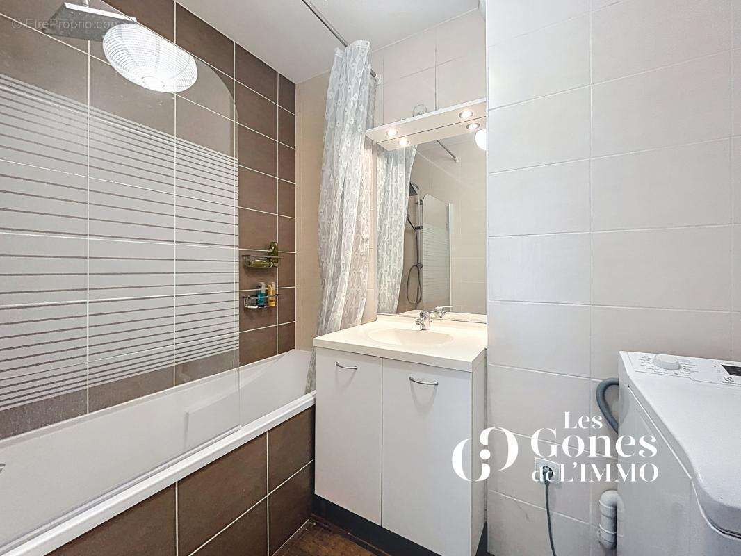 Appartement à TASSIN-LA-DEMI-LUNE