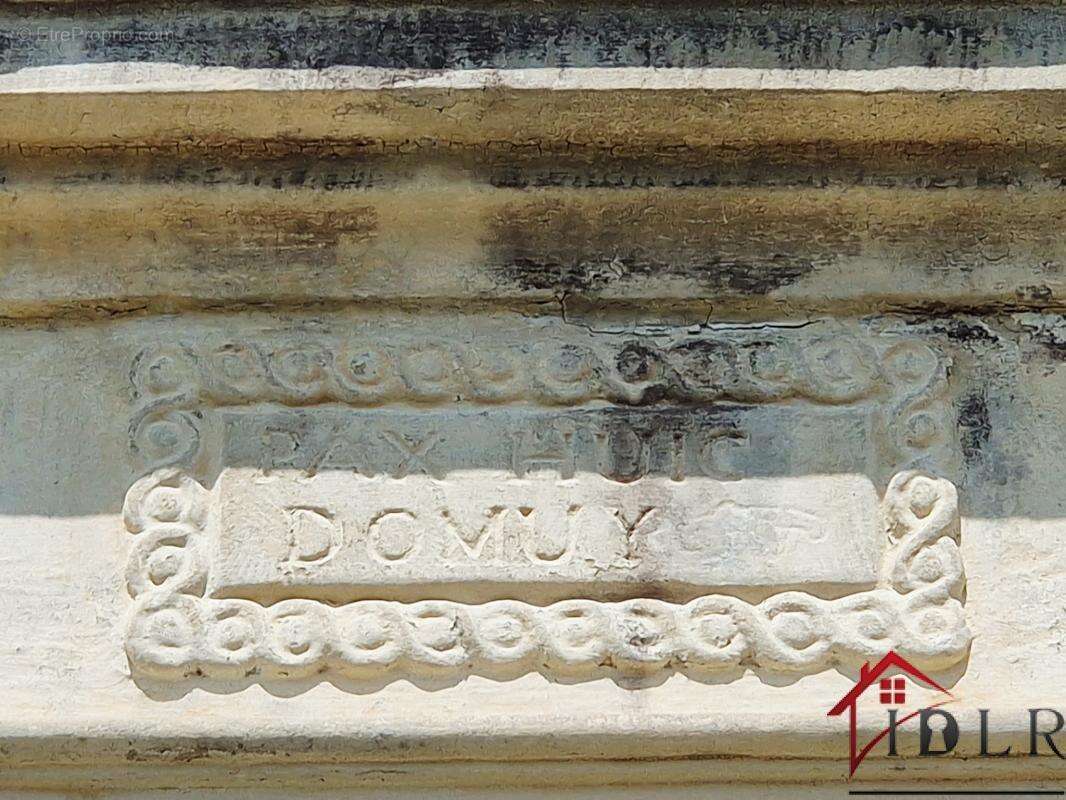 Maison à TERRE-NATALE