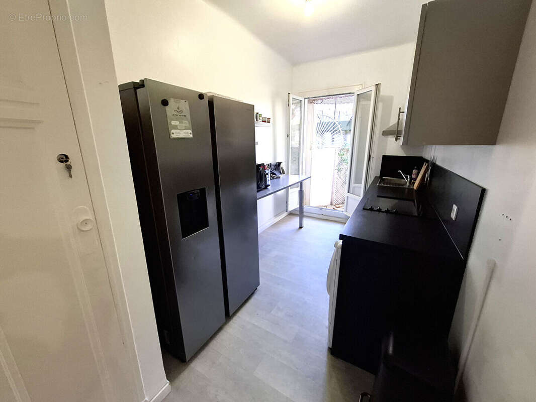 Appartement à MARSEILLE-5E