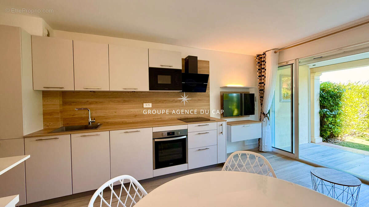 Domaine sécurisé avec piscine appartement 2 pièces rénové en rez-de-jardin, aux issambres - photo 7