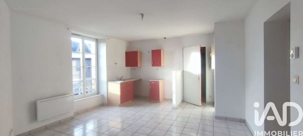 Photo 3 - Appartement à FOUGERES
