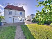 Photo 1 - Maison à LE RHEU