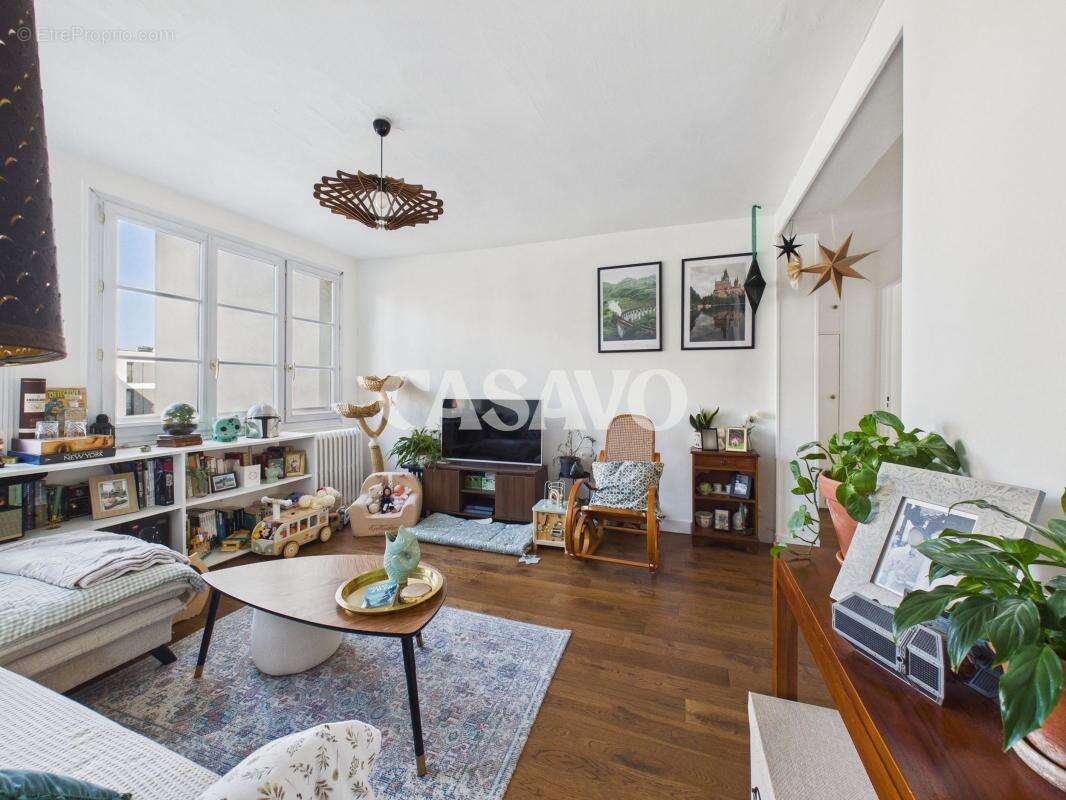 Appartement à ISSY-LES-MOULINEAUX
