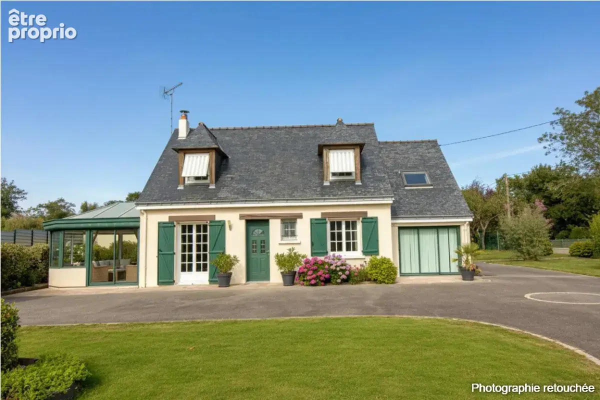 Maison à LA MEMBROLLE-SUR-LONGUENEE