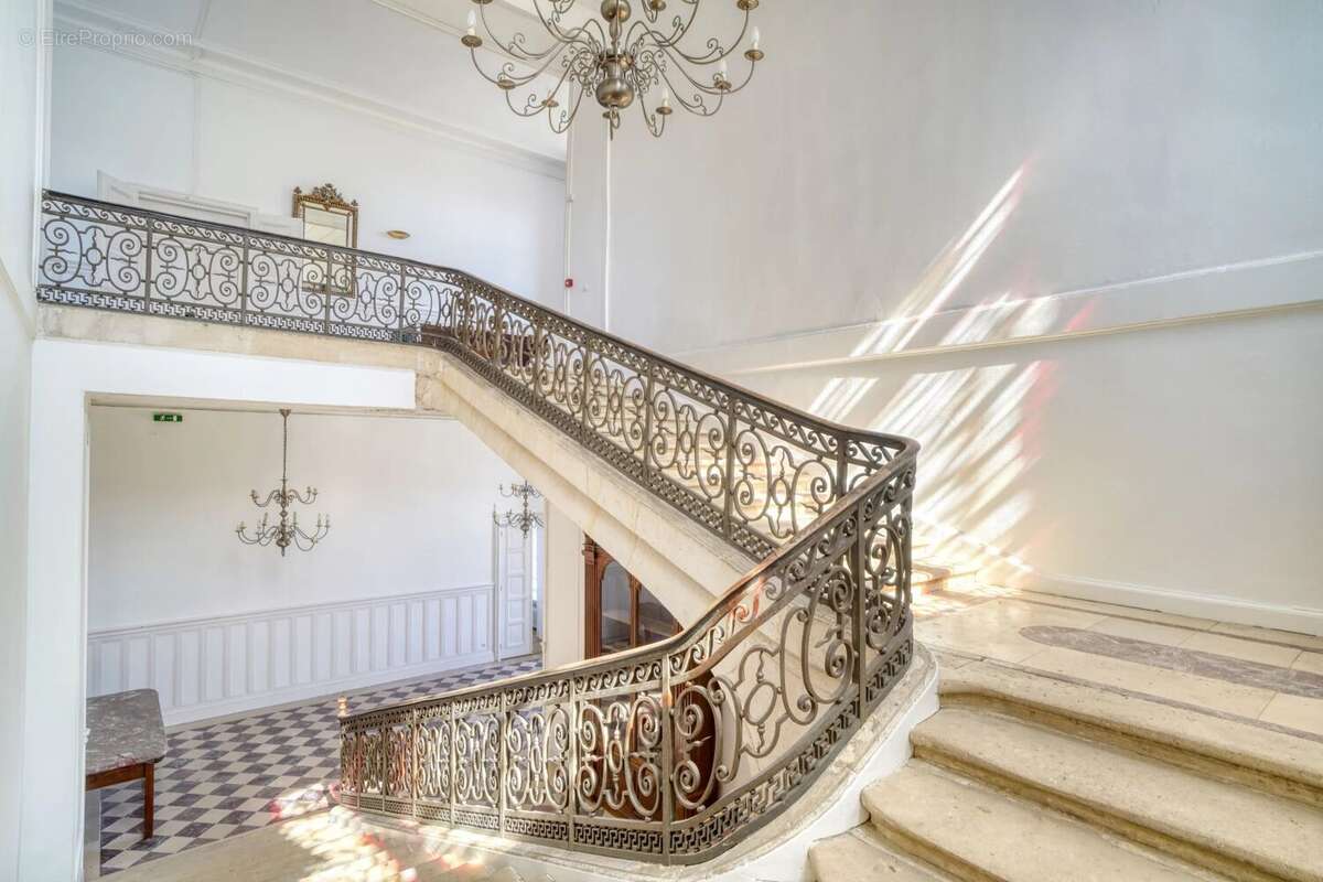 Maison à FONTAINEBLEAU