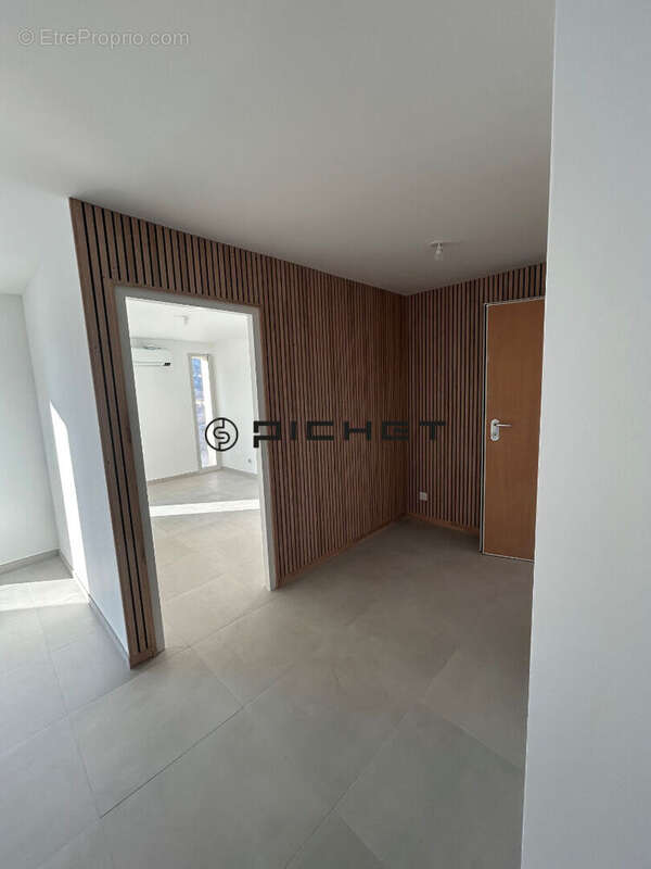 Appartement à MARSEILLE-11E