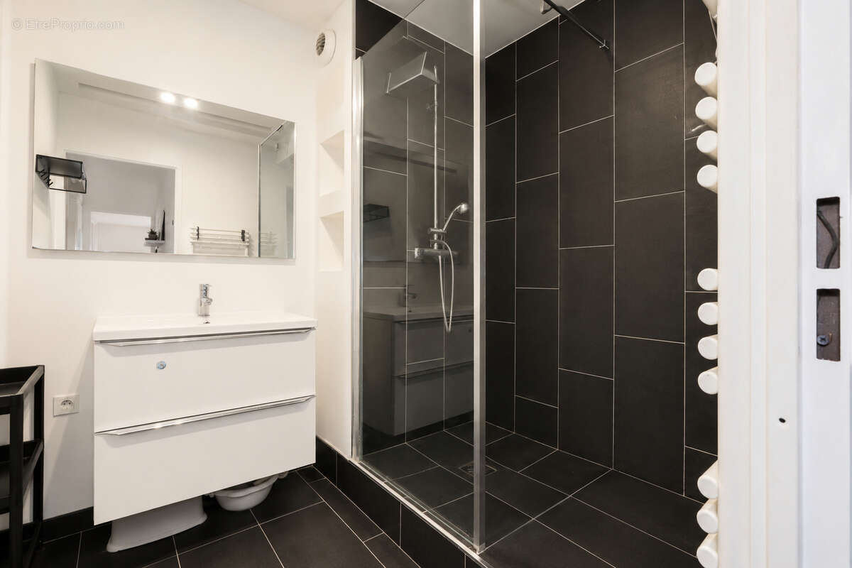 Appartement à MAUGUIO