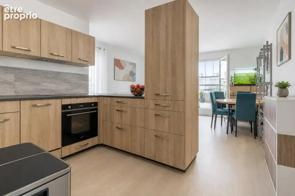 Appartement de 3 pièces de 66 m² à Trappes - photo 2