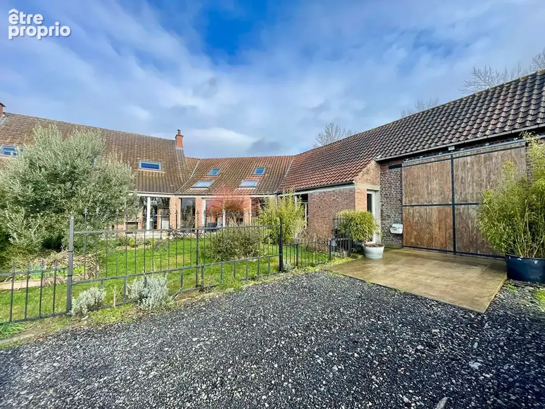 LOCON - Fermette de 254 m² - 6 chambres - Jardin - Hangar - Semi plain pied - Vue champs - photo 2