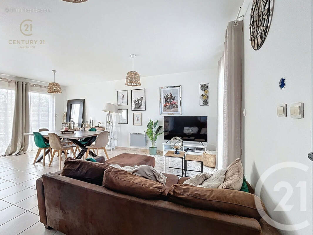 Maison à ROUSSILLON