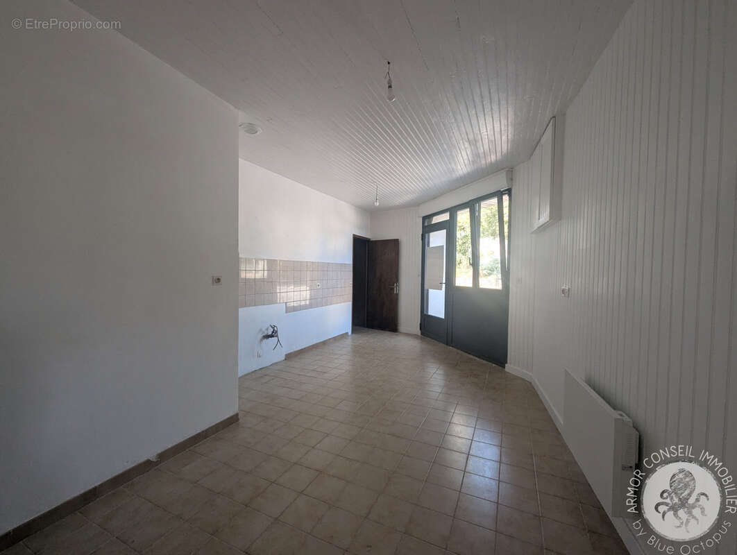 A vendre centre ville plancoet - photo 4