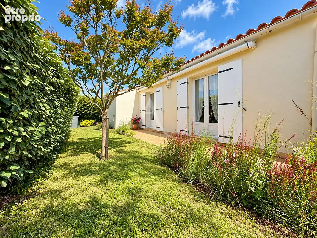 Photo Maison à Saint-Gilles-Croix-De-Vie au prix de 299 990€