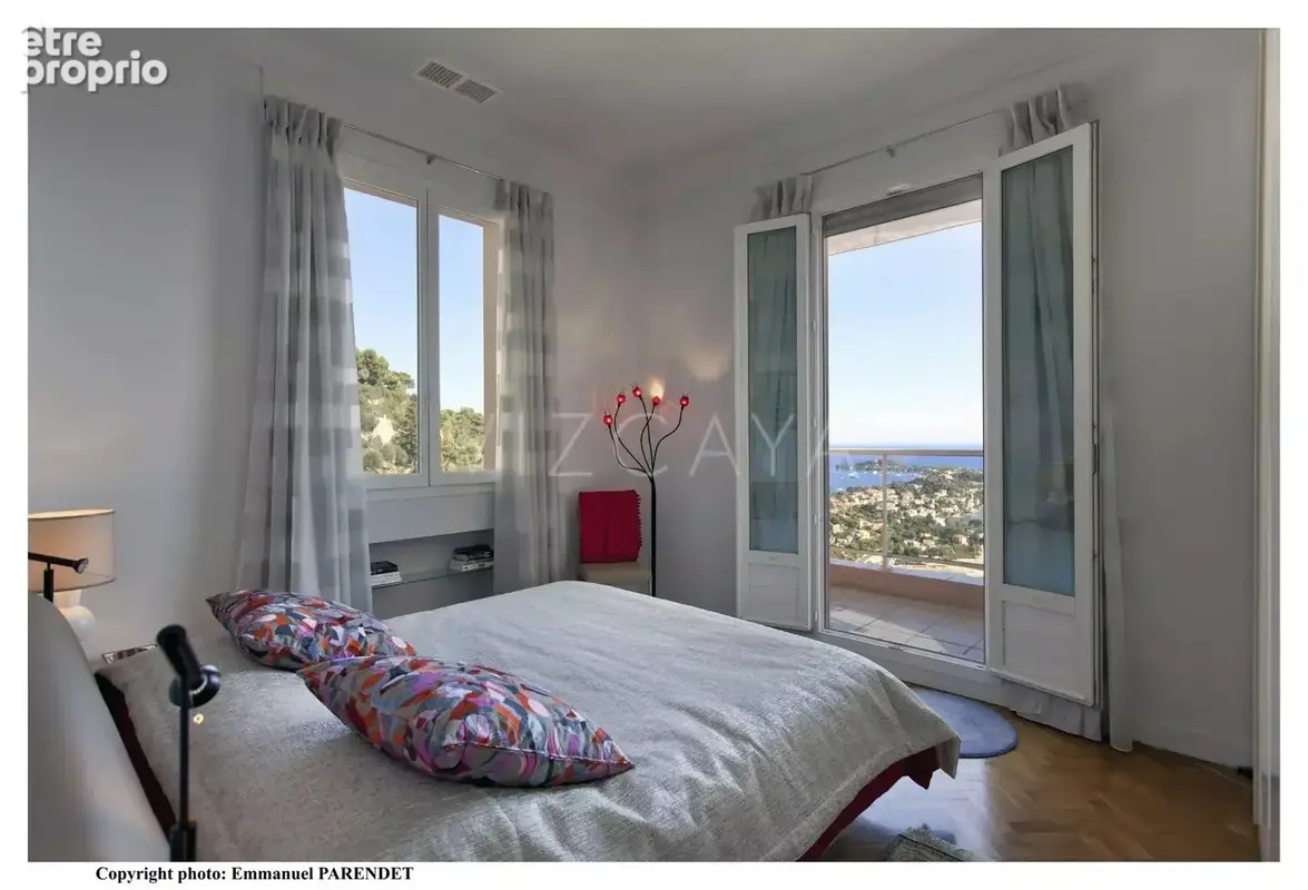 Corne d’Or – Dernier étage de villa, vue mer panoramique - photo 5