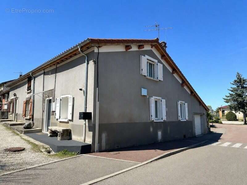 Maison de ville de 5 pièces principales - photo 7