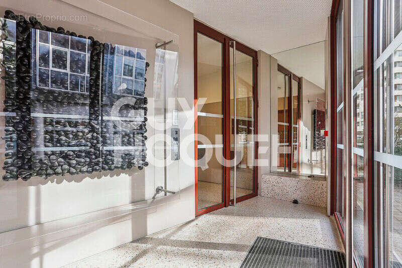 Appartement à MONTROUGE