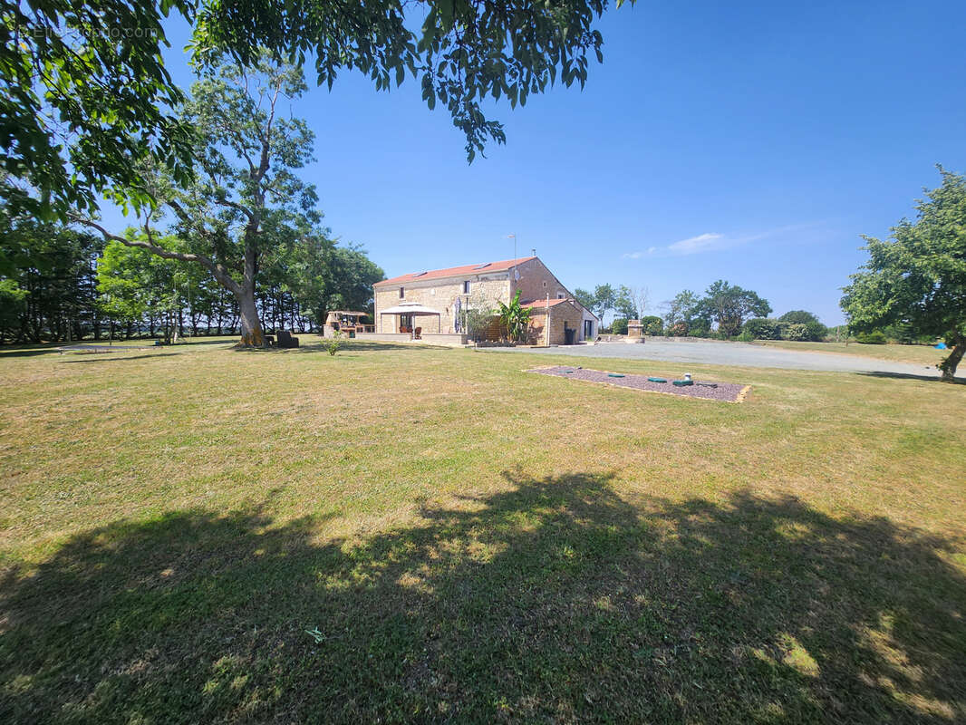 Maison à SAINTE-PEXINE