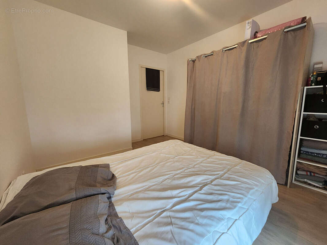 Appartement à LES PONTS-DE-CE