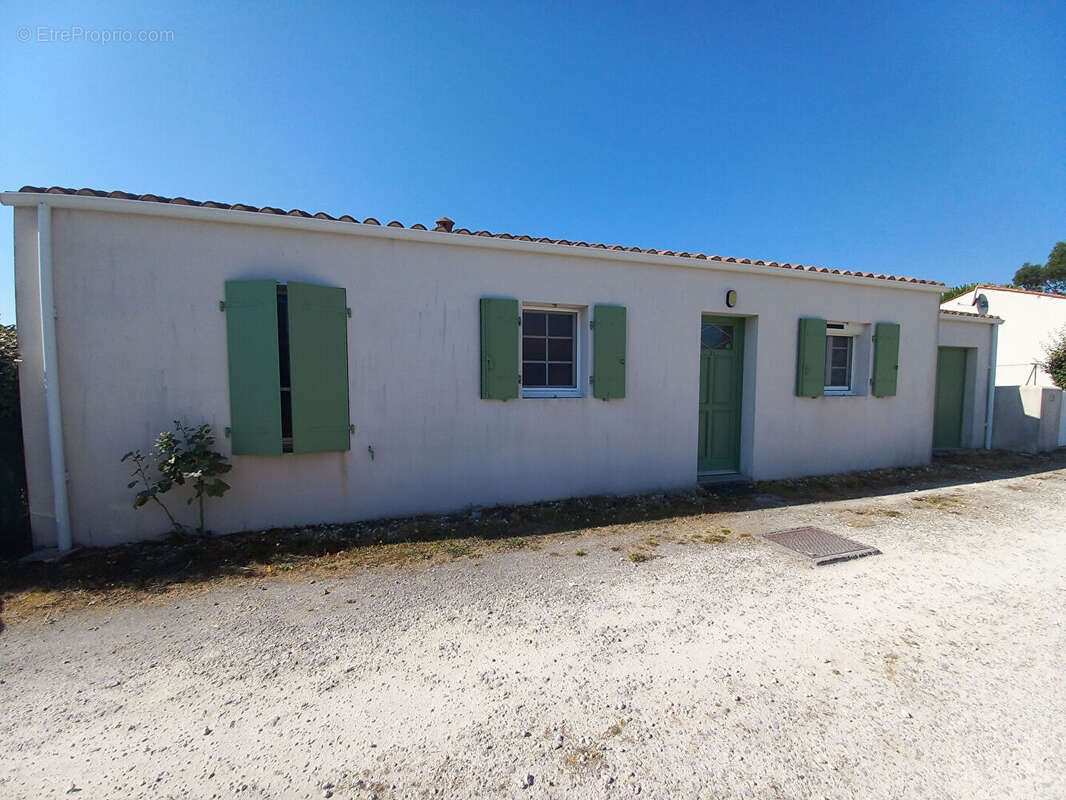 Maison récente avec garage et jardin clos dans une résidence intimiste - photo 4