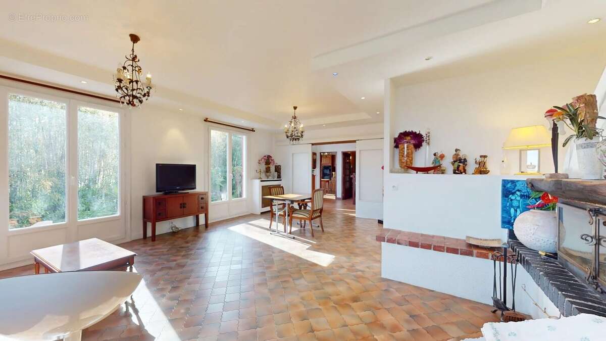 Maison à MONTFERMEIL