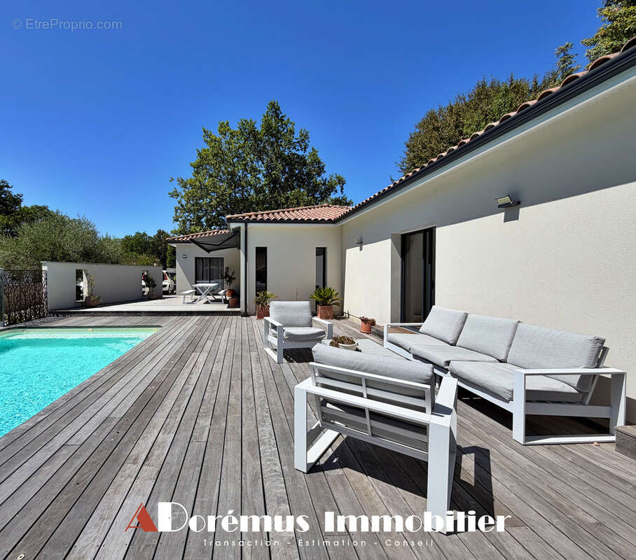 Maison contemporaine 149 m2 habitable - 4 chambres + salle de jeux - piscine - photo 4