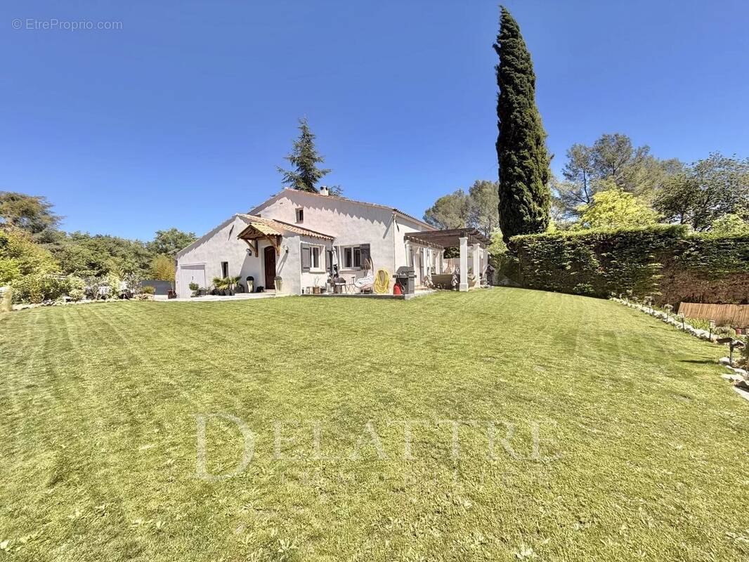 Maison à GRASSE