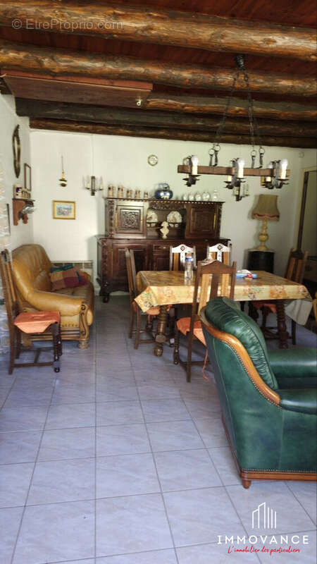 Maison à LACAUNE