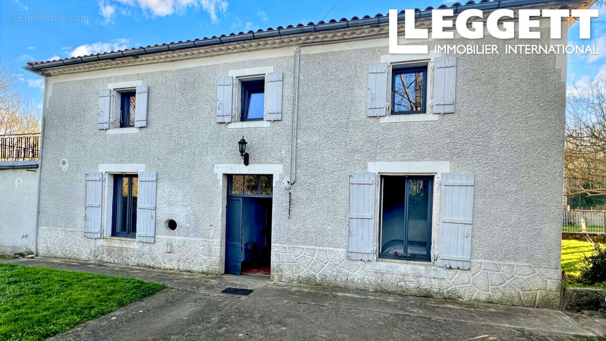 Maison à ETOUARS