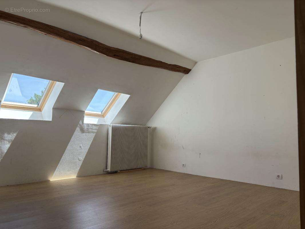 Face au Port du PONT ROYAL, maison en pierre, construction fin XIX, et rénovée entre 2011-2013  (huisseries, isolation, électric - photo 13