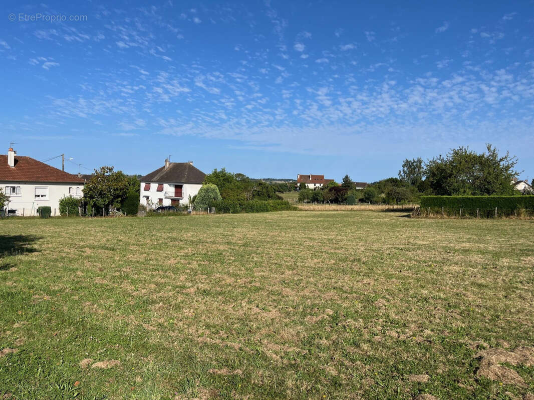 Proche centre ville St Yrieix la Perche - photo 2