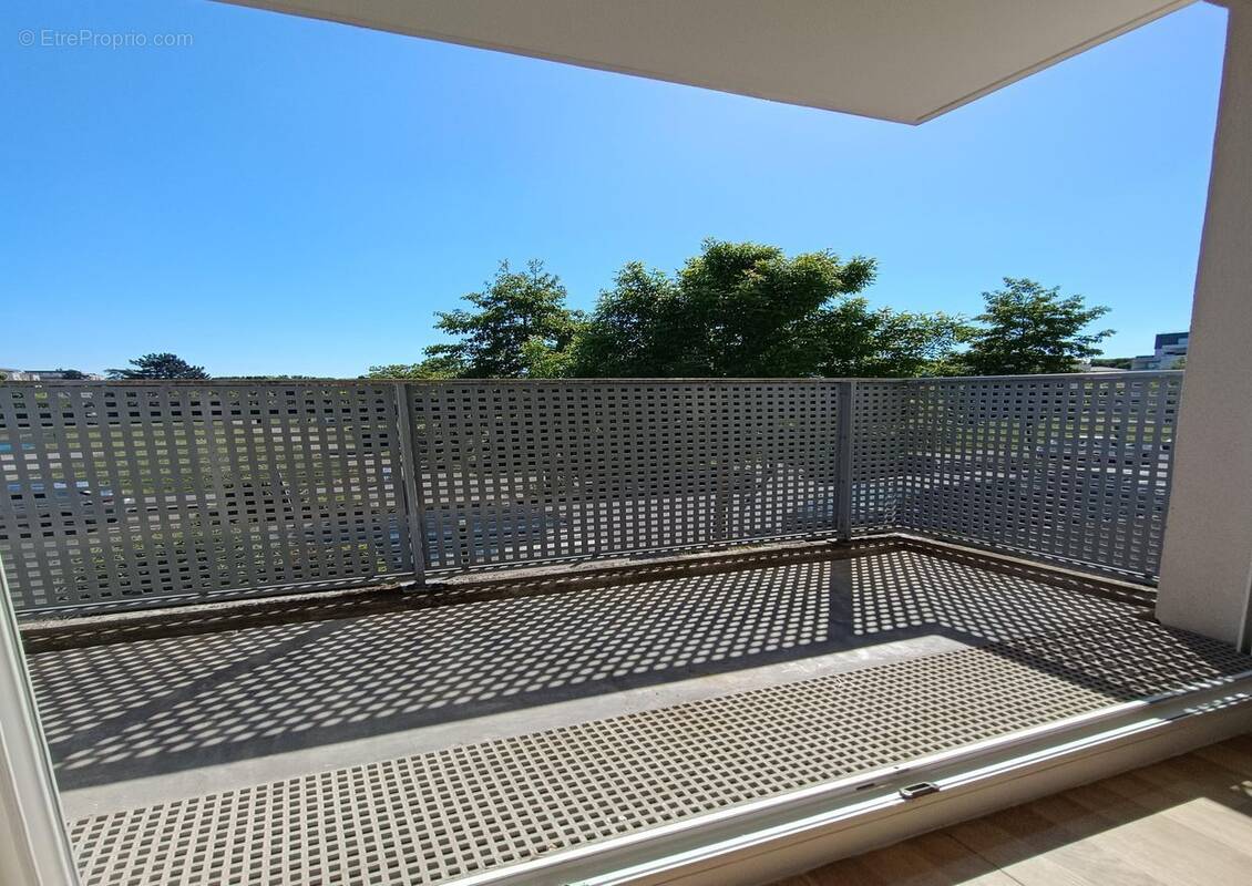 Appartement à FLEURY-MEROGIS