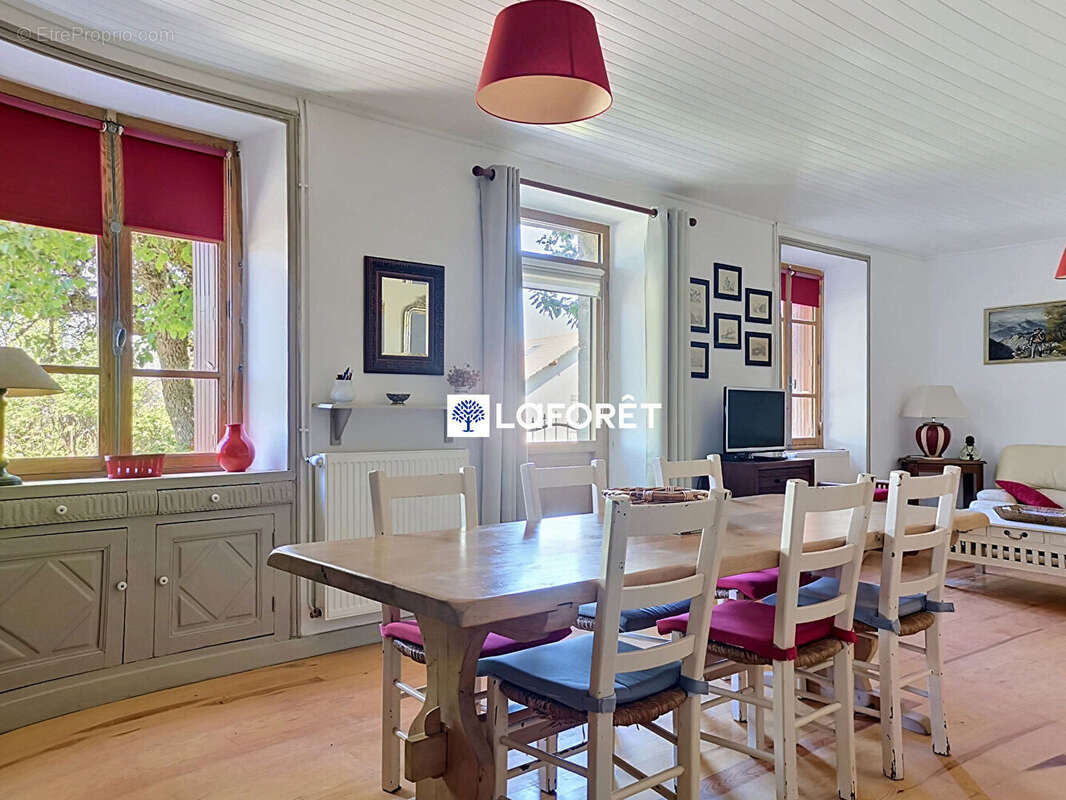 Maison Saint Alban Sur Limagnole 5 pièce(s) 113 m2 - photo 2