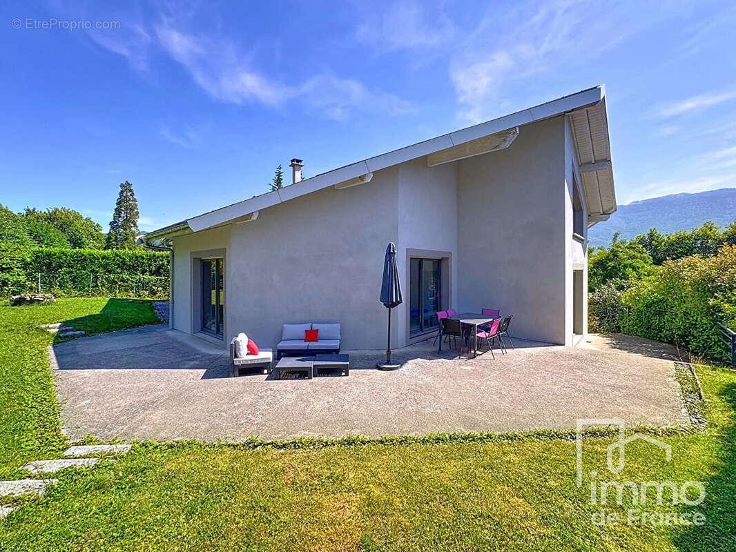 Maison à CHATILLON-EN-MICHAILLE