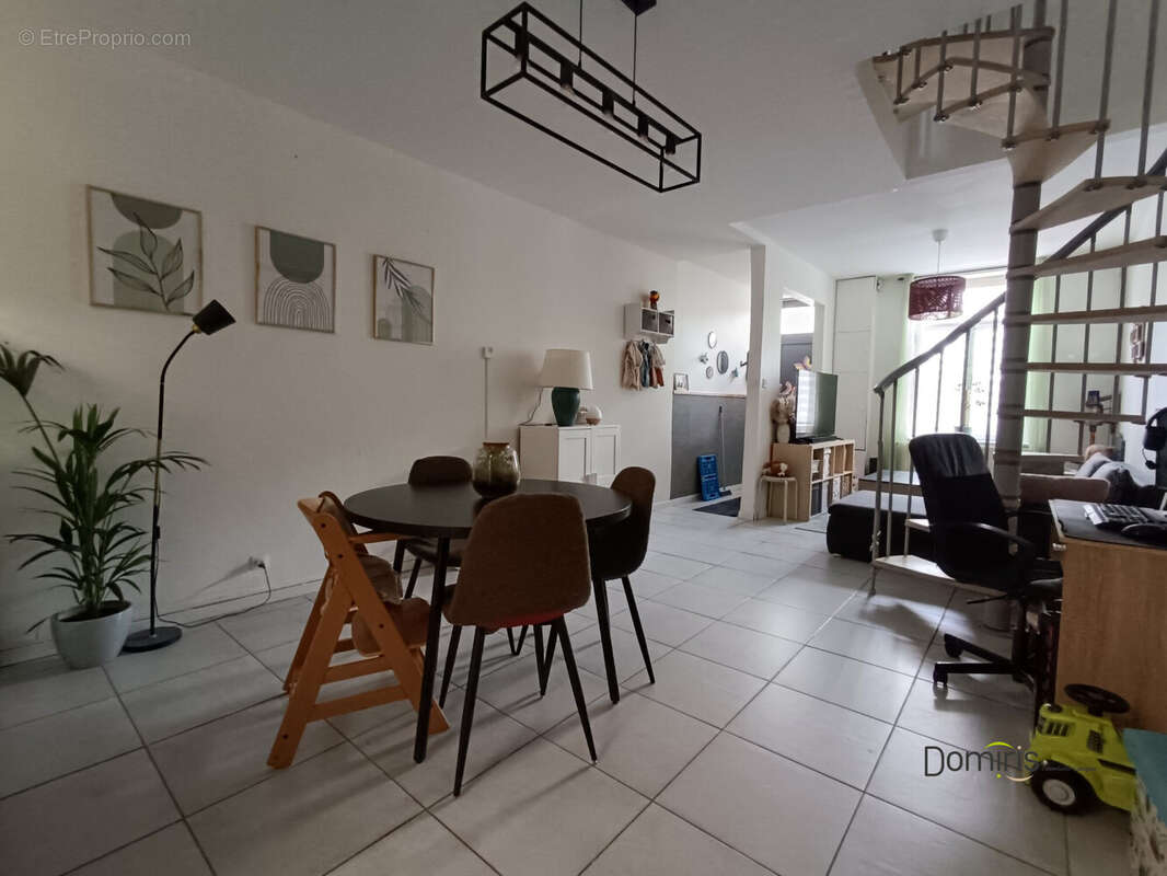 Maison à LEERS