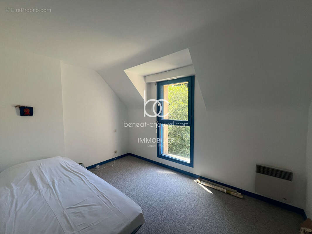 SARZEAU GOLFE - Maison familiale à vendre à BRILLAC  5 chambres et combles aménagés - photo 10