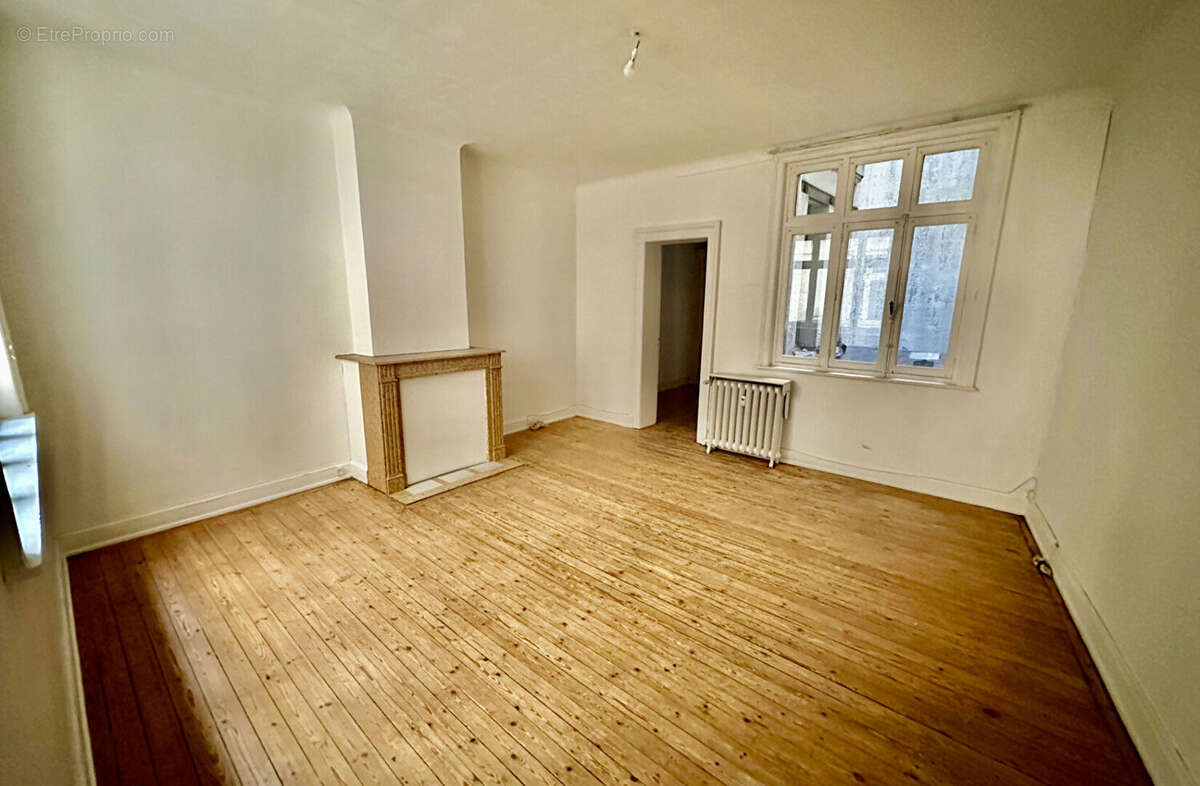 Appartement 3 pièces bis à rénover - Emplacement Prime - photo 9