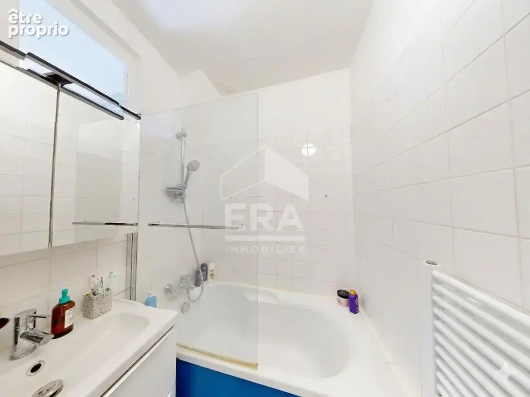 Appartement 2 pièces - 42m² - Charles-Michels - photo 4