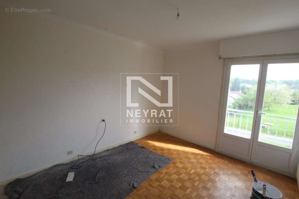 Appartement à PIERRE-DE-BRESSE