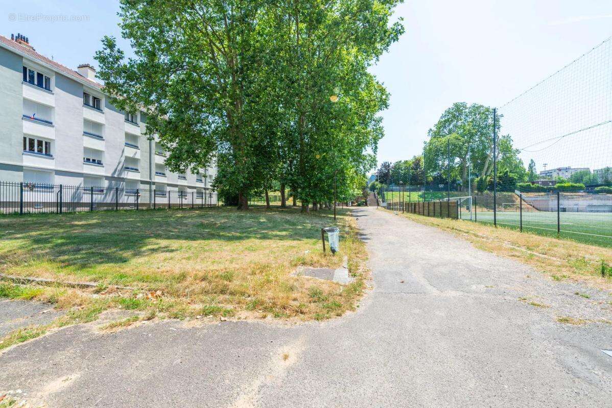 Appartement à LIVRY-GARGAN