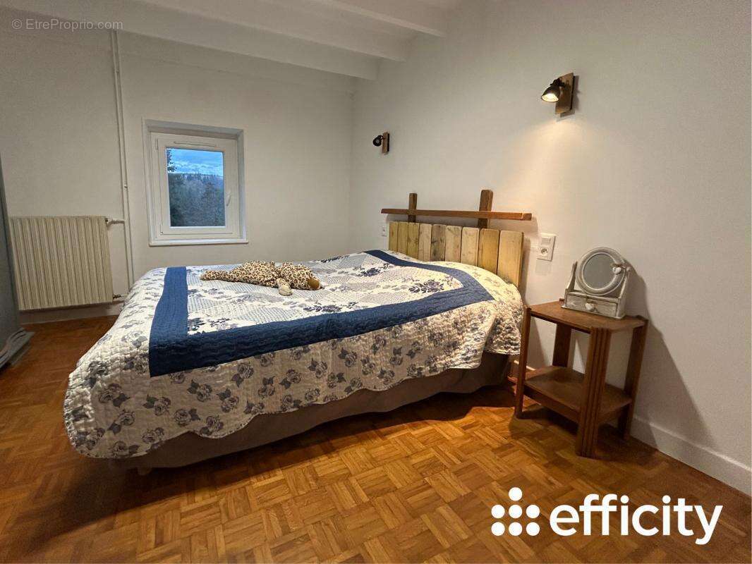 Maison à SAINT-VINCENT-DE-REINS