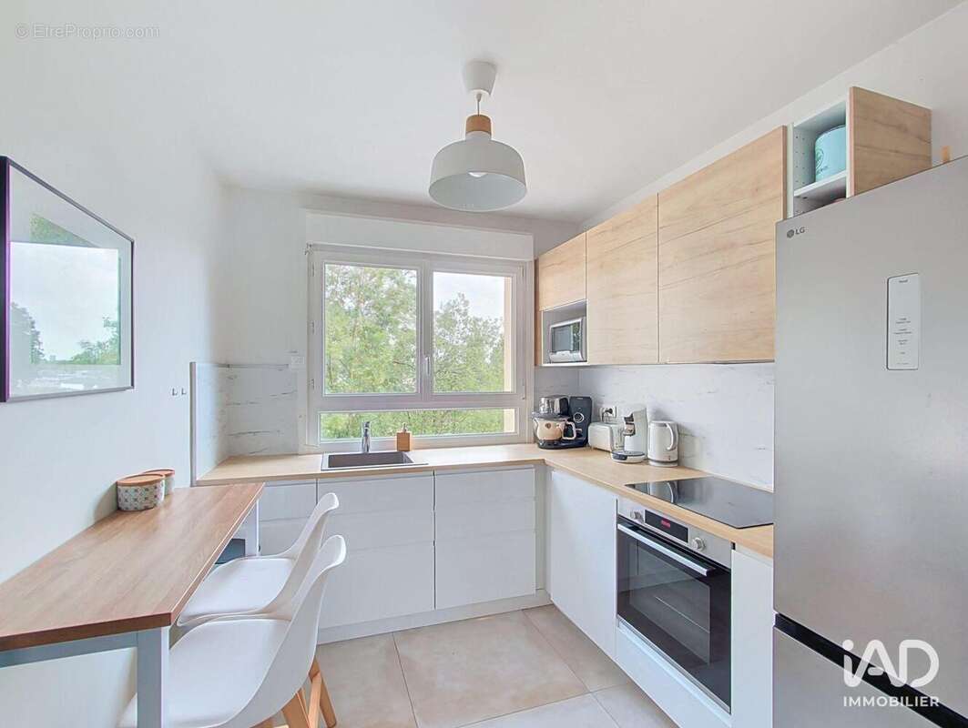 Appartement 62 m² à Caen  - photo 6