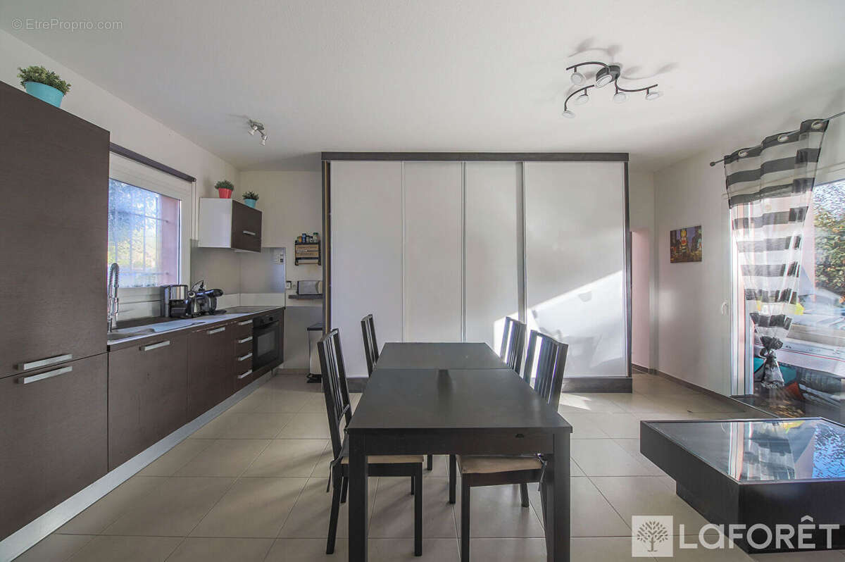 Appartement à LECCI