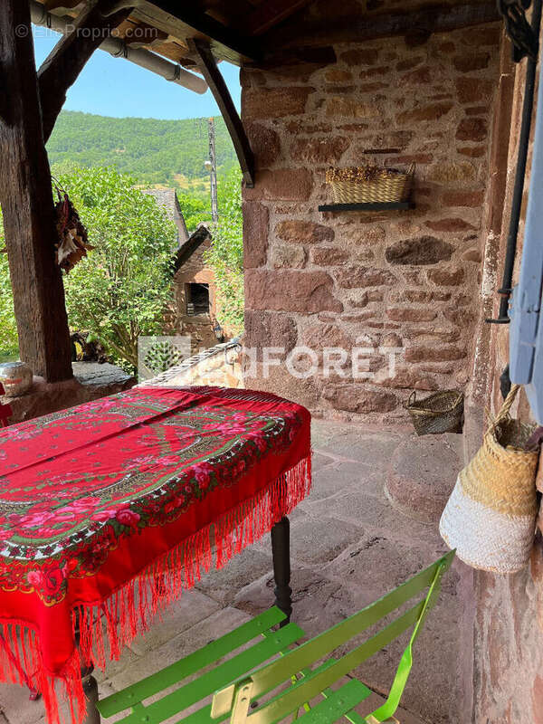 Maison à SAINT-CHRISTOPHE-VALLON