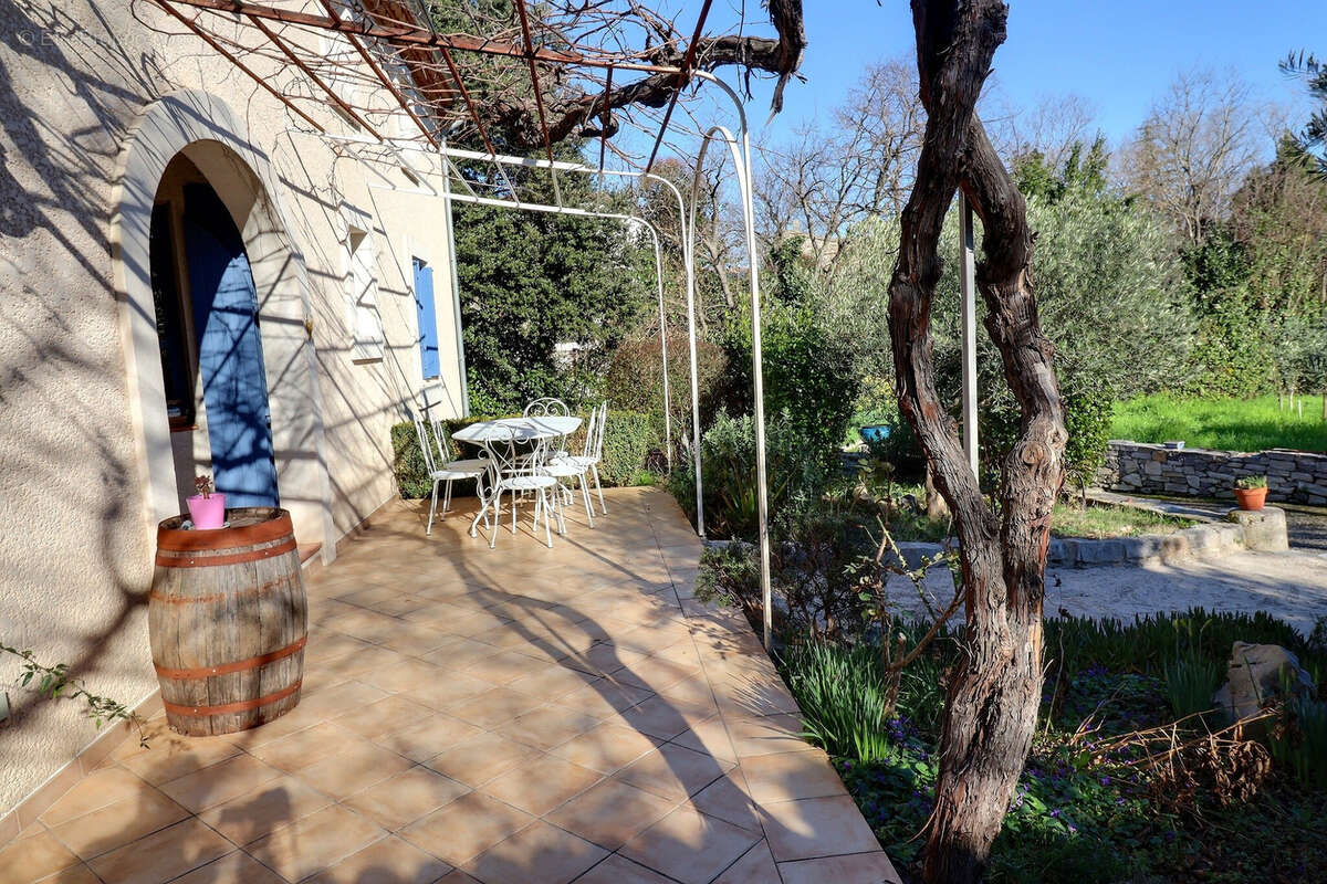 Maison à SAINT-BAUZILLE-DE-MONTMEL