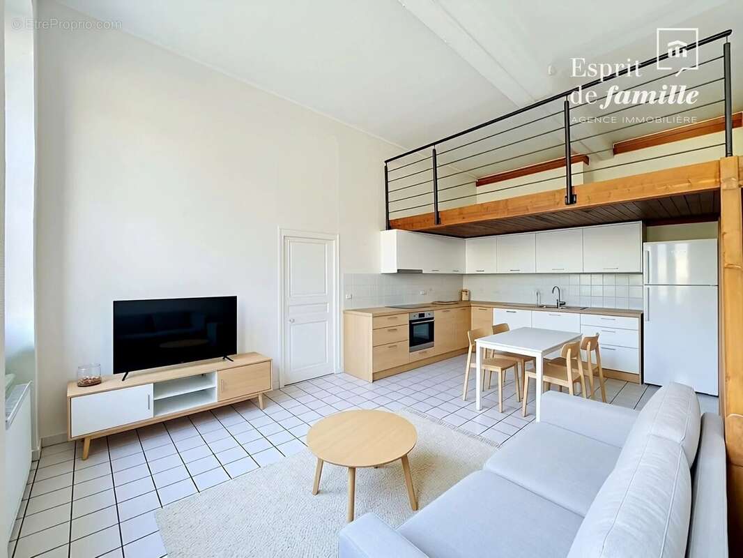 Appartement à LYON-4E